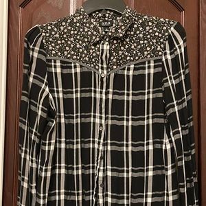 Button down long sleeve shirt